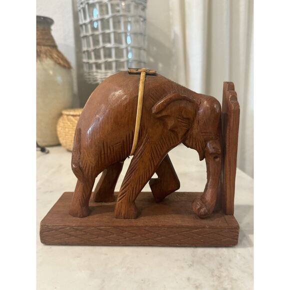 Vintage Hand Carved Bohemian Wooden Smiling Elephant Bookend 6.5"‎ Tall 8" Long - Picture 4 of 8